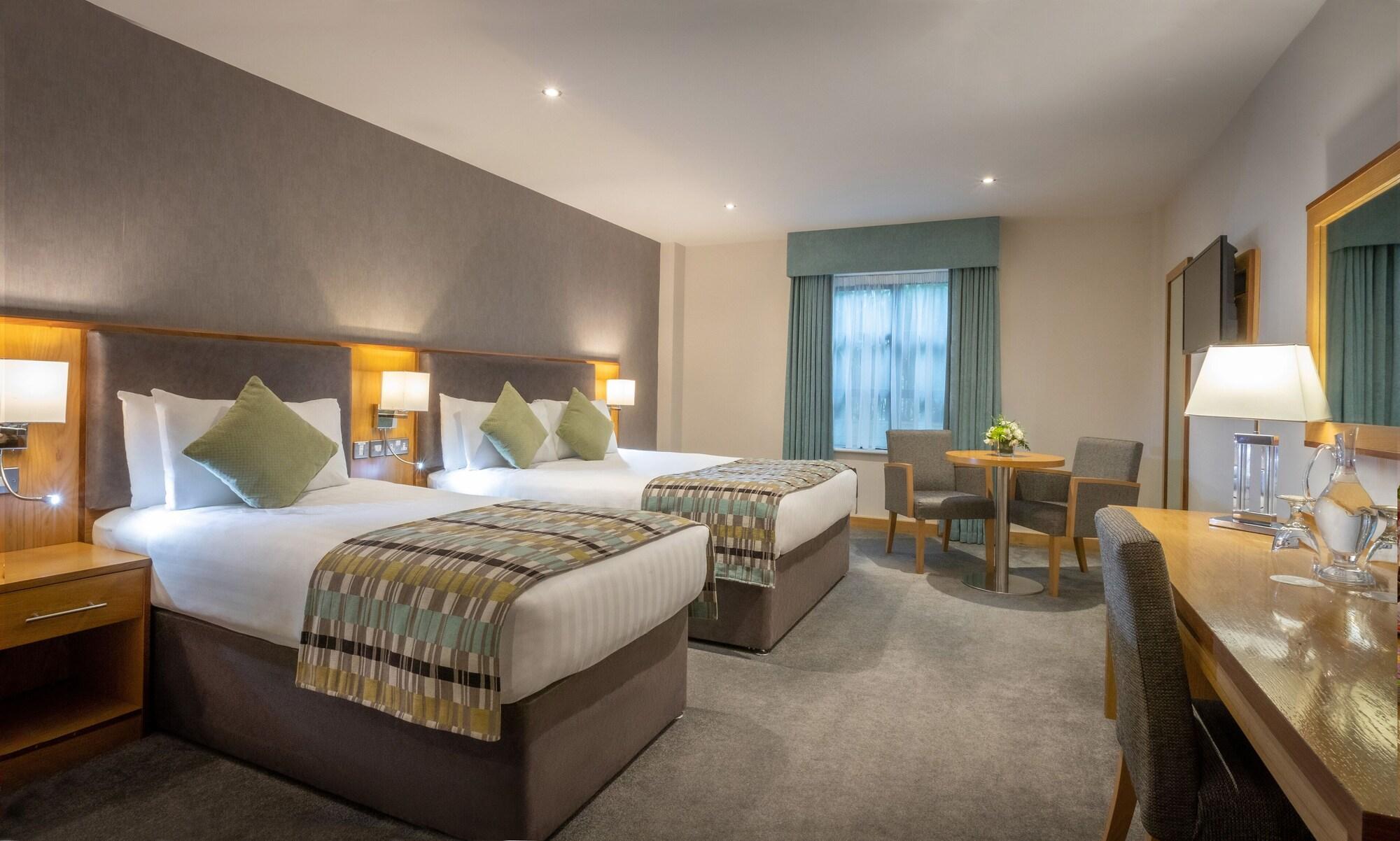 Westgrove Hotel Clane Eksteriør bilde