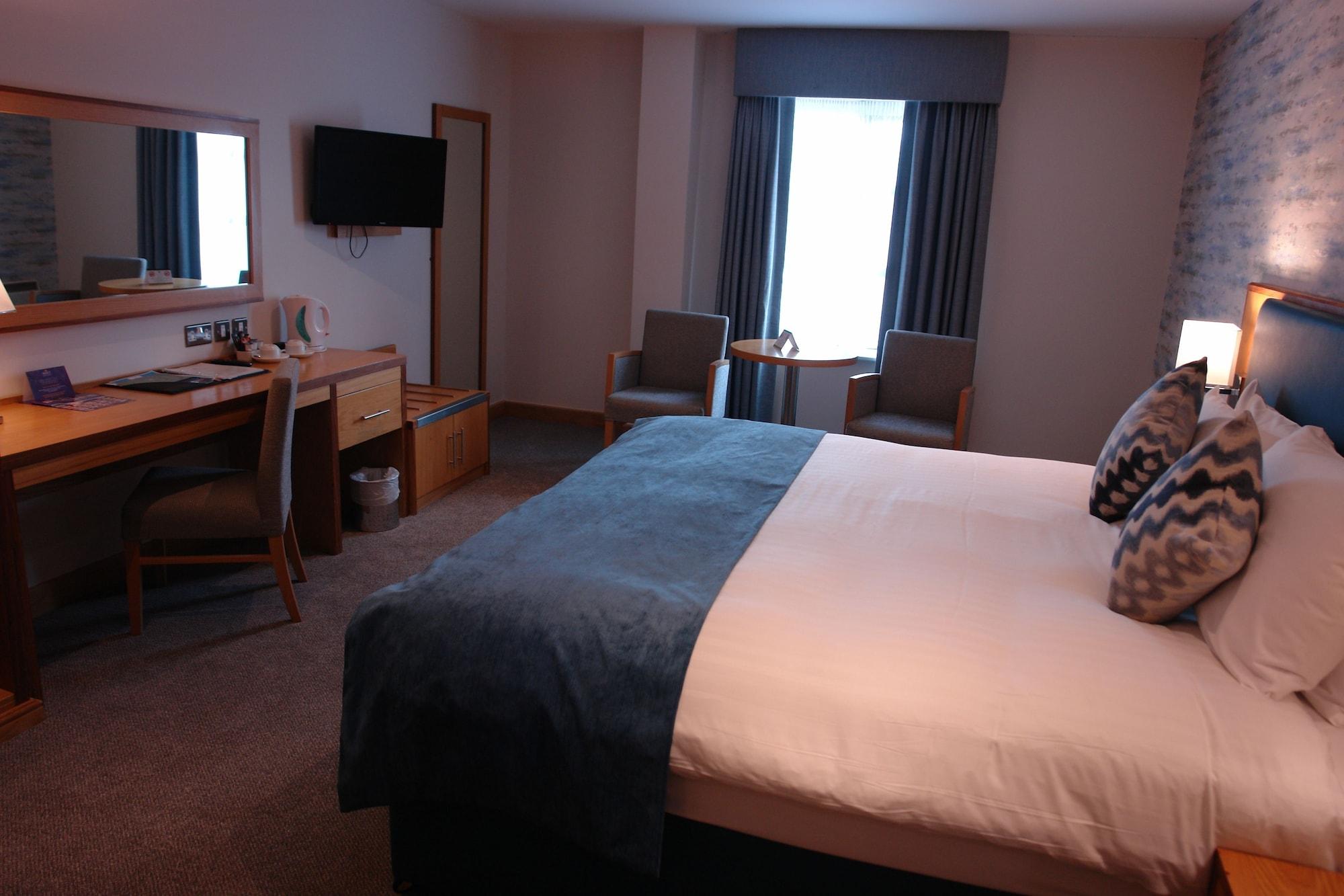 Westgrove Hotel Clane Eksteriør bilde